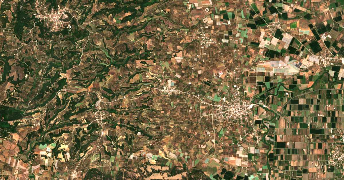 Hartă satelitară: Vranás
