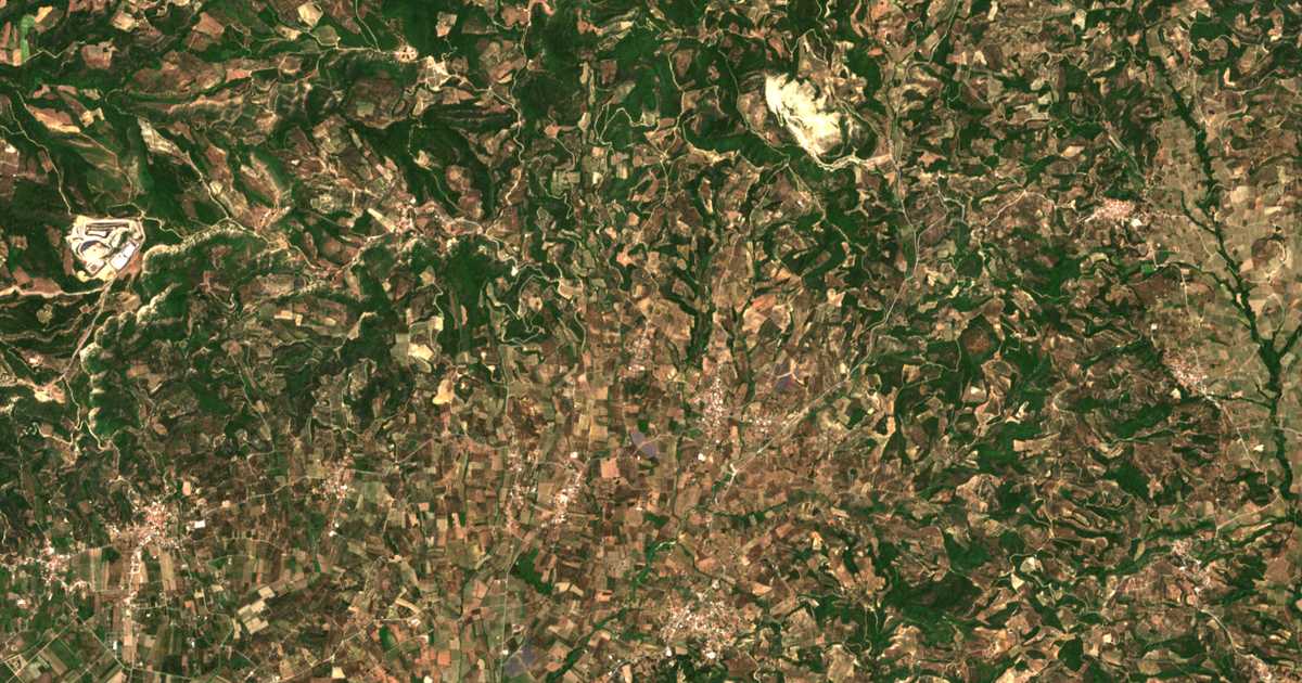 Hartă satelitară: Ágioi Apóstoloi