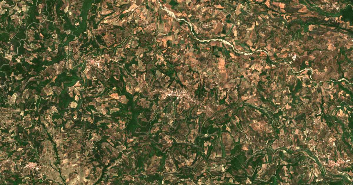 Hartă satelitară: Mouzákion