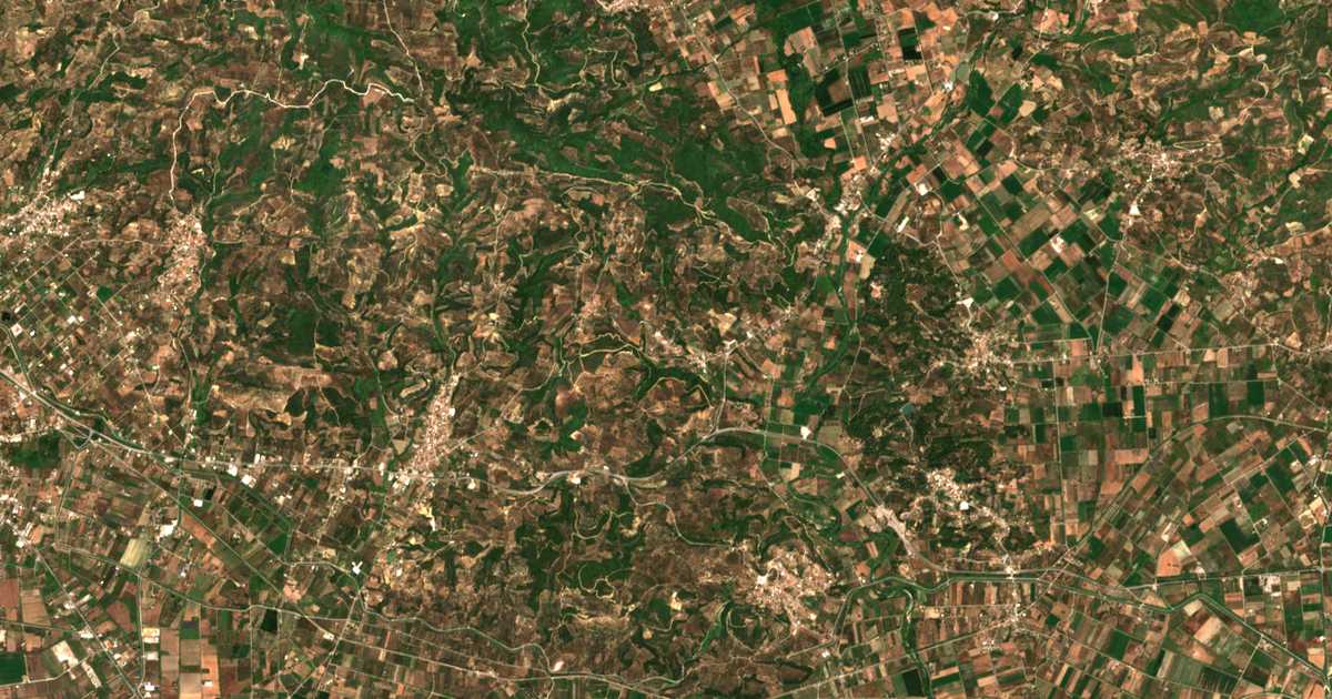 Hartă satelitară: Palaiovarvásaina