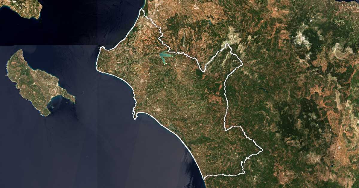 Imagine din satelit cu limita trasată: Elida
