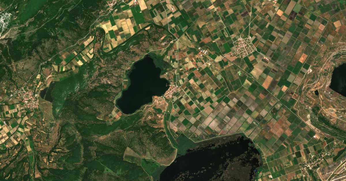 Hartă satelitară: Limnochórion