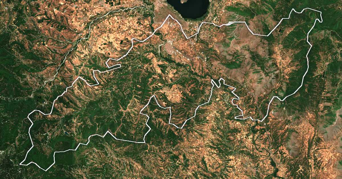 Imagine din satelit cu limita trasată: Orestida