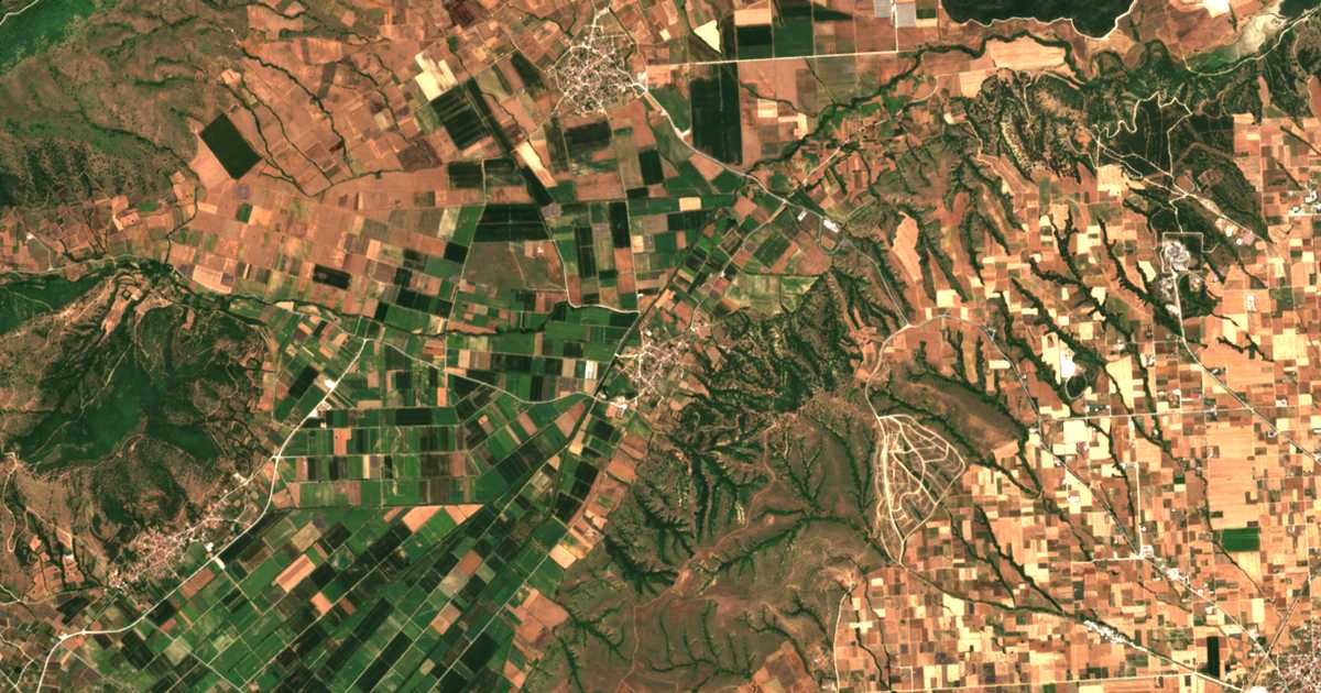 Hartă satelitară: Droserón