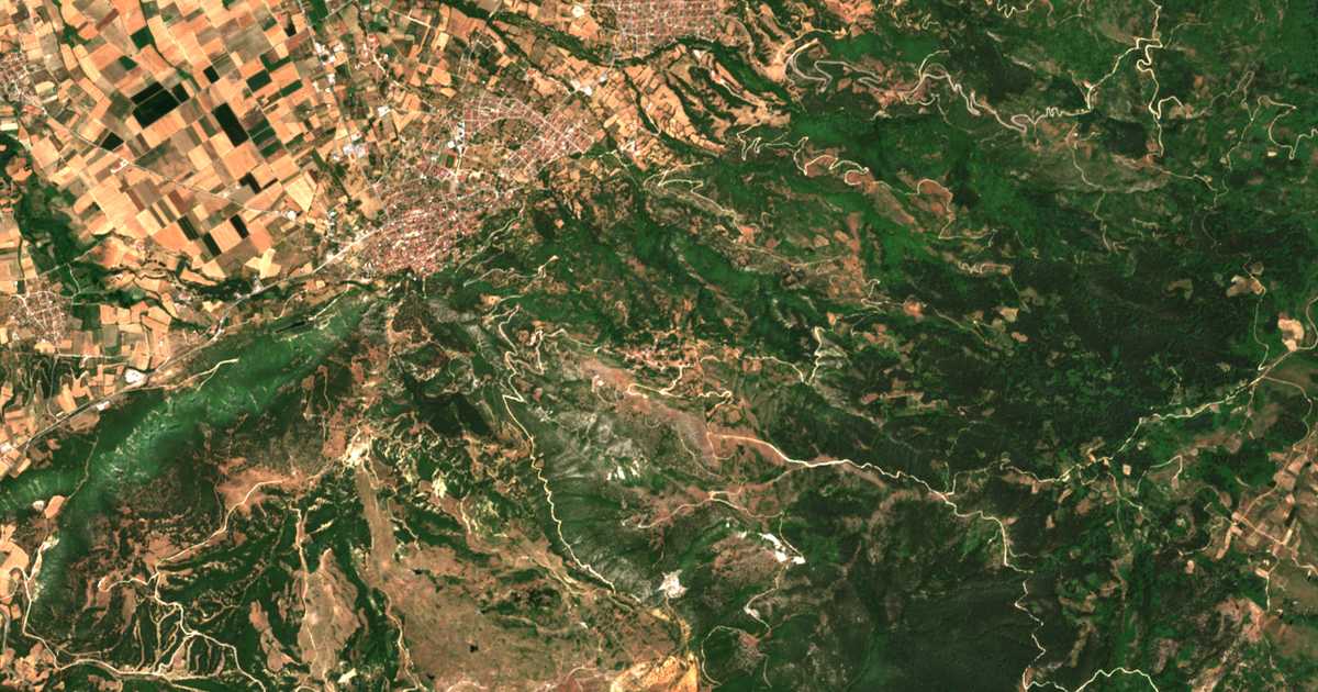 Hartă satelitară: Kastaniá