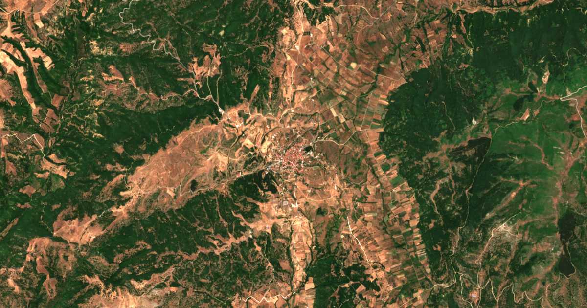 Hartă satelitară: Livaderón